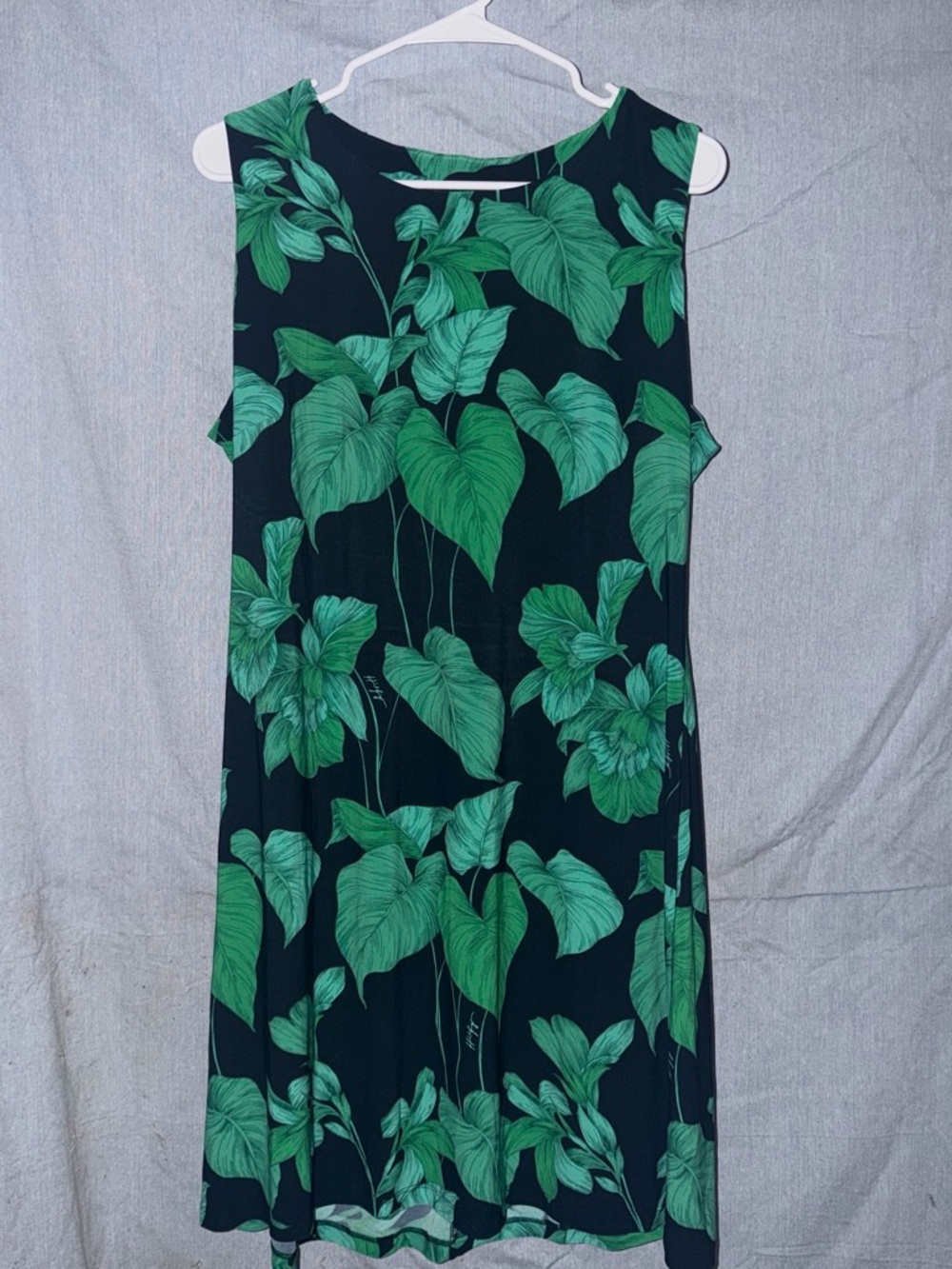 Tommy Hilfiger Black Sleeveless Dress with Green Leaf Print